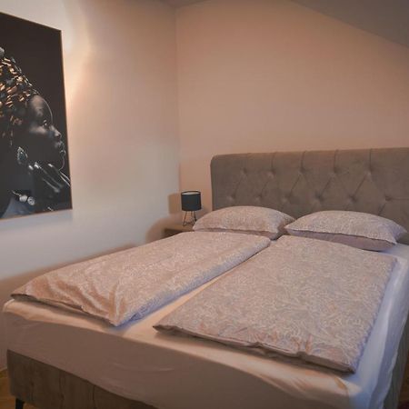 Ferienwohnung Mila Apartman Ðakovo Exterior foto