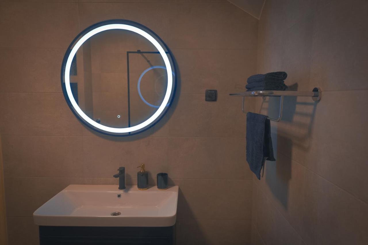Ferienwohnung Mila Apartman Ðakovo Exterior foto